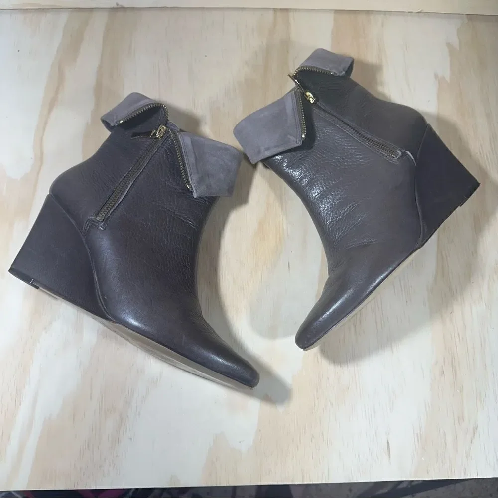 Kate Spade Brown Wedge Boots Women’s Size 9
